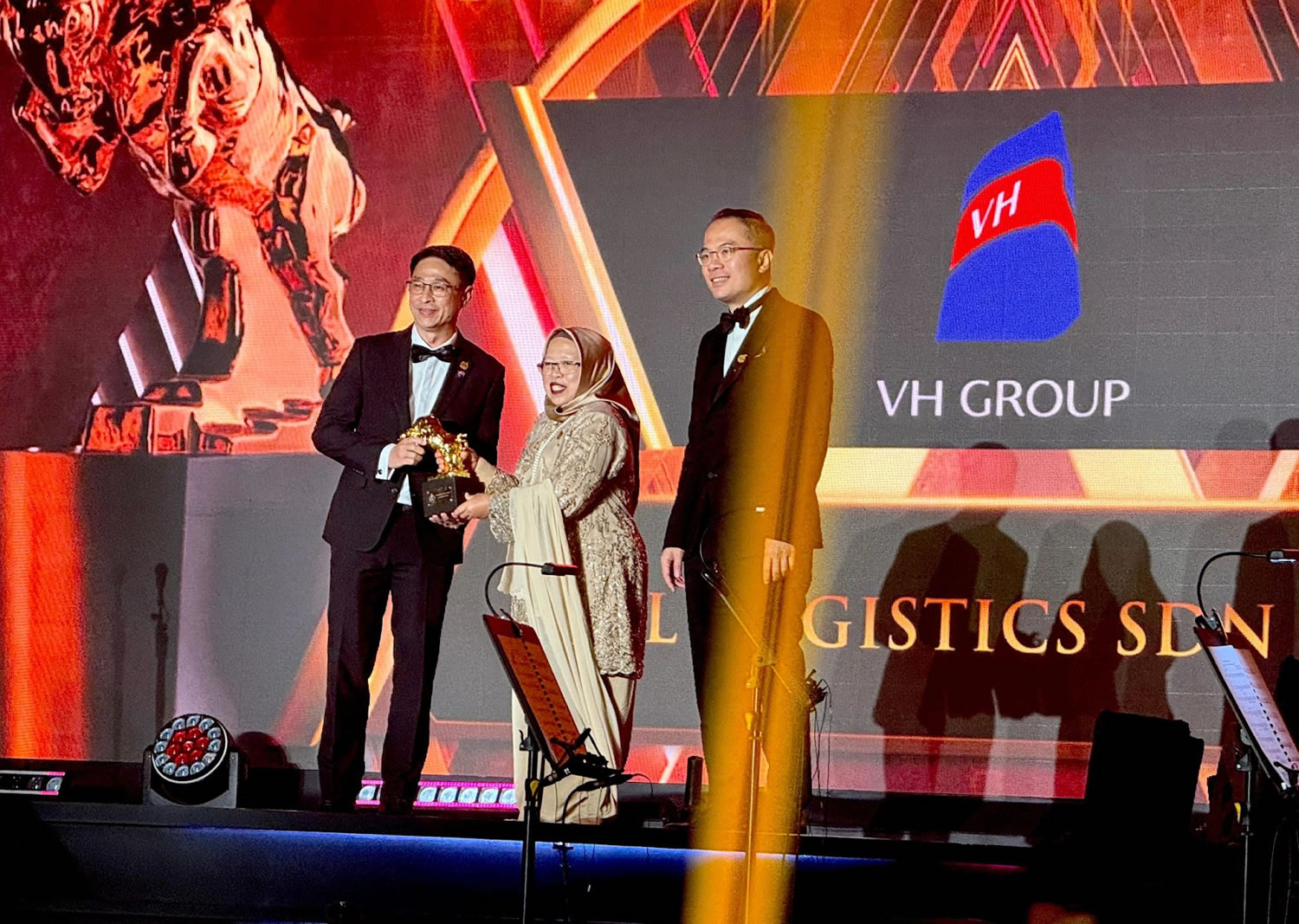 my outstanding vhl 28